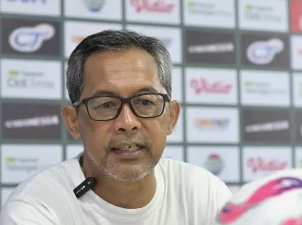 Pelatih PSPS Minta Maaf ke Masyarakat dan Suporter