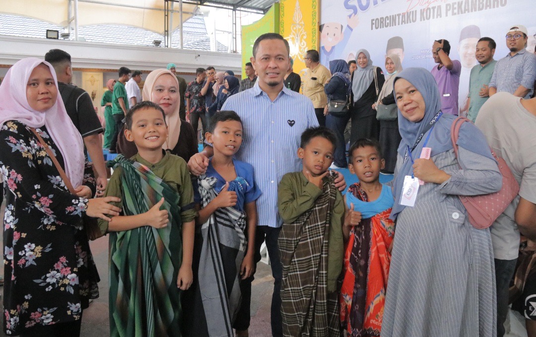 Khitanan Massal dan IVA Test Meriahkan HUT Pekanbaru ke-242