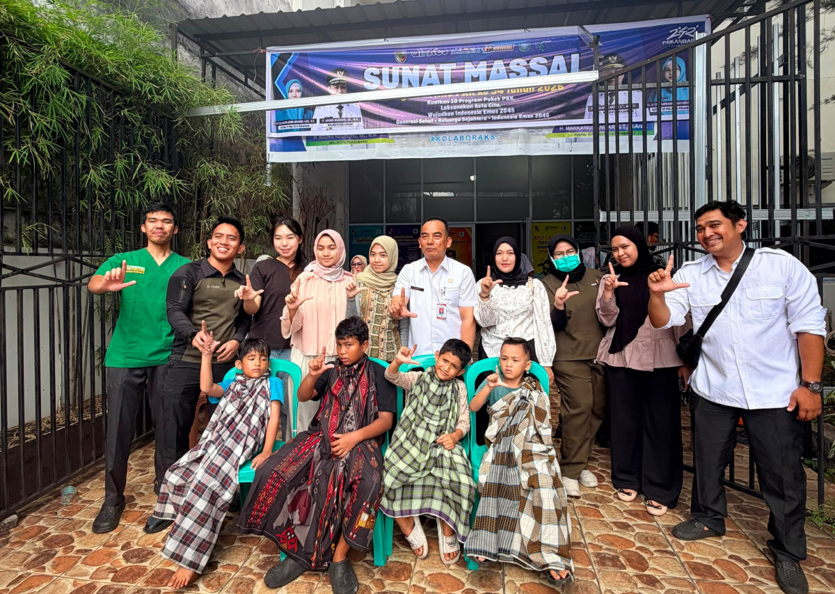 Sunatan Massal Hari Jadi ke-242 Pekanbaru Berlanjut di Lima Lokasi, Diikuti 104 Anak
