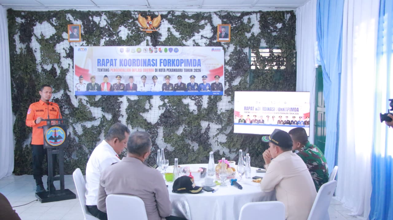 Wako Pekanbaru Pimpin Rapat Forkopimda, Bahas Harga Pangan hingga Kesiapsiagaan Karhutla