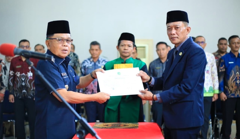 Bupati Asmar Lantik 42 Pejabat, Tekankan Integritas dan Kinerja Profesional