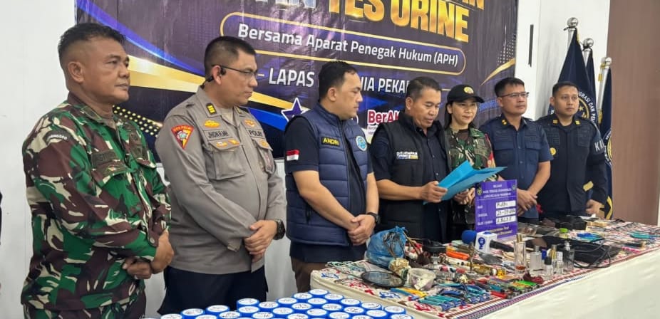 Tim Gabungan Temukan 154 Barang Terlarang di Lapas Pekanbaru