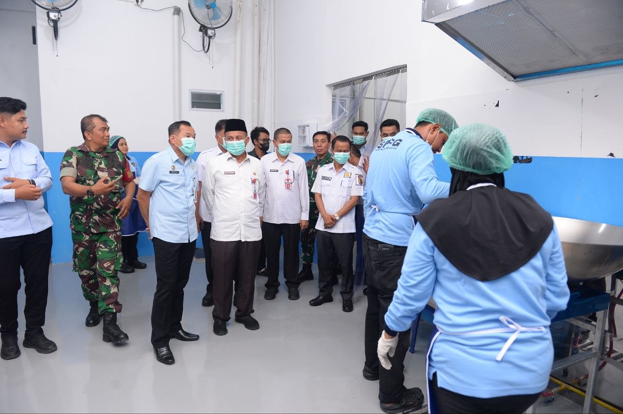 BGN Resmikan 980 Dapur SPPG di 16 Provinsi, Perkuat Pengawasan Program MBG