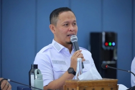 Pemko Pekanbaru Salurkan Beasiswa, Agung Nugroho Dorong Mahasiswa Tingkatkan Prestasi