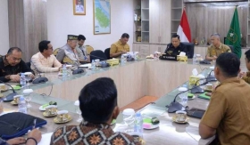 Delapan Tahun Mangkrak, Pemprov Riau Gandeng Kampar Cari Solusi Jembatan Rumbio