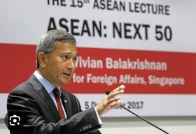 Vivian Balakrishnan: Sang Menlu yang Dokter Mata