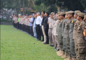 Wawako Pekanbaru Tegaskan Personel Satpol PP Tak Boleh Salahgunakan Wewenang