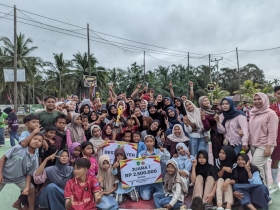 Karang Taruna Cup III Mengkopot 2026 Berakhir, WM FC Juara di Kategori Putra dan Putri